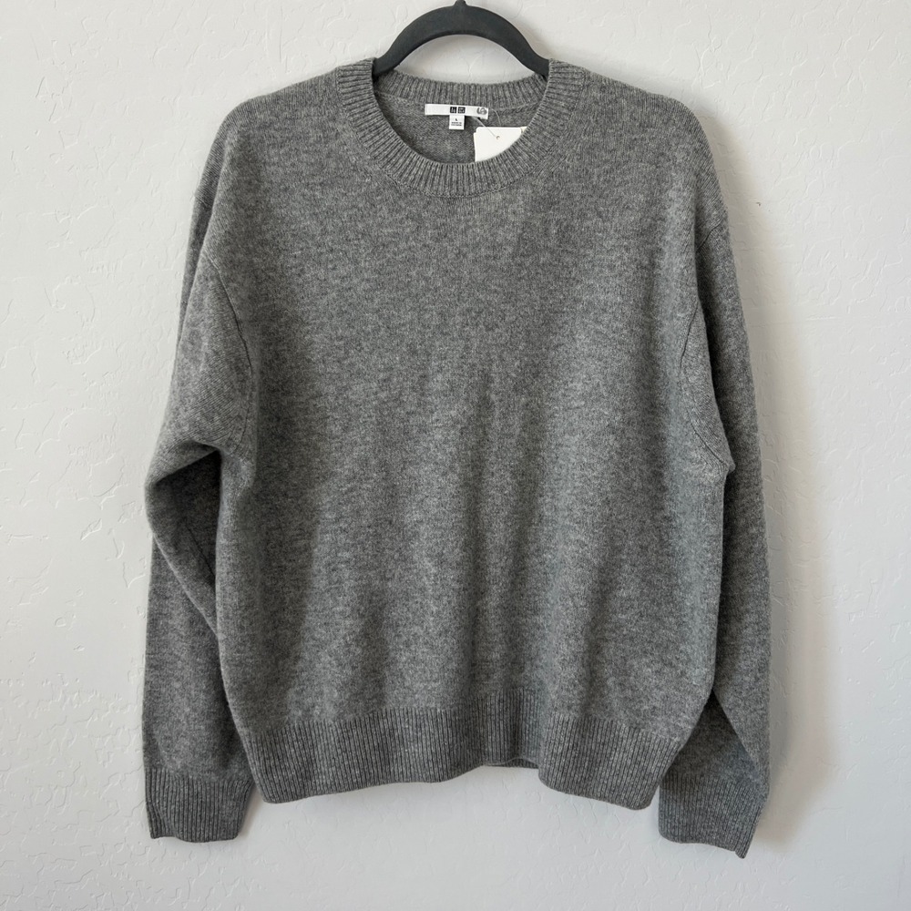 Uniqlo Premium Lambswool Sweater Women L Light Gray 100% Wool Crew Neck